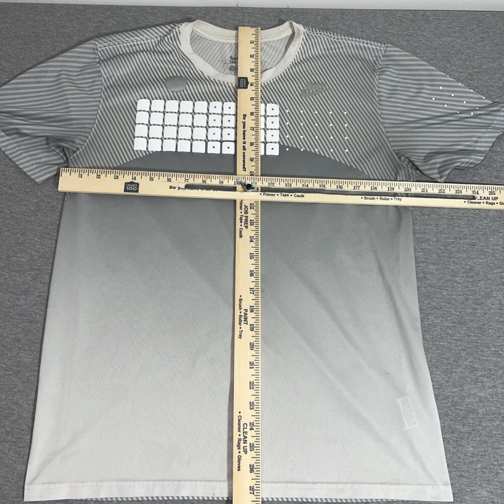 Nike Flyknit Sportswear Ultra Systems Gray Men’s Large Dri Fit - Picture 5 of 7